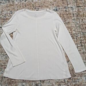 White Long-Sleeve Women’s Crewneck Top
